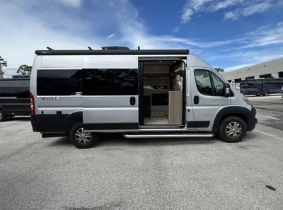 2025 Entegra Coach Ethos photo 20