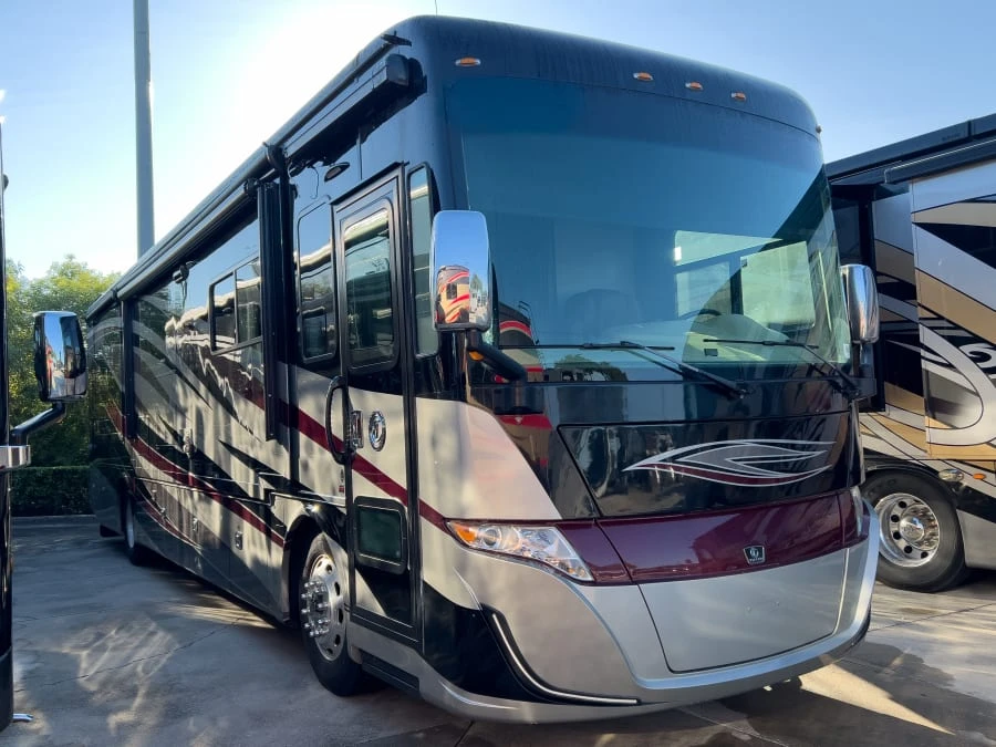 2018 Tiffin Motorhomes Allegro RED exterior