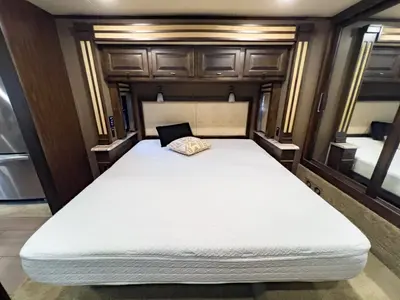2018 Tiffin Motorhomes Allegro RED photo 20