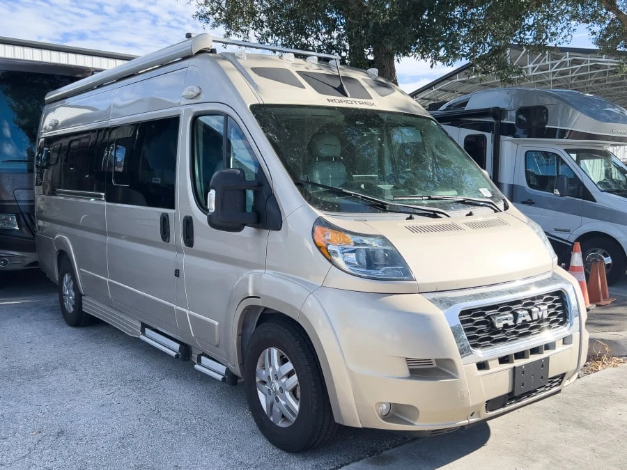 2023 Roadtrek Zion SRT exterior