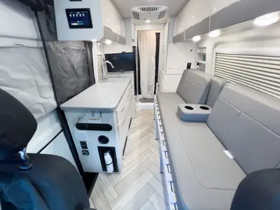2025 Thor Motor Coach Tranquility photo 6