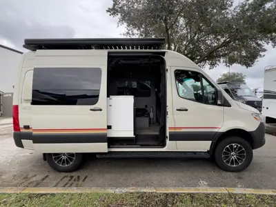 2021 Storyteller Overland Mode photo 23