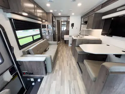 2025 Entegra Coach Vision SE photo 4