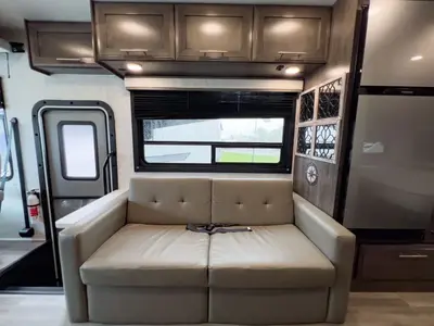 2025 Entegra Coach Vision SE photo 14