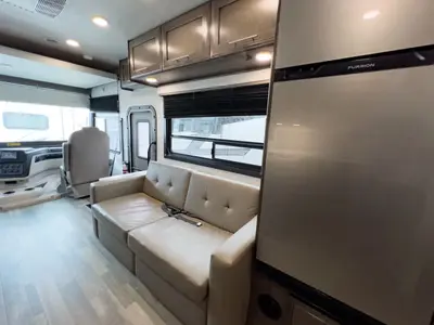 2025 Entegra Coach Vision SE photo 13