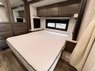 2025 Entegra Coach Vision SE photo 15