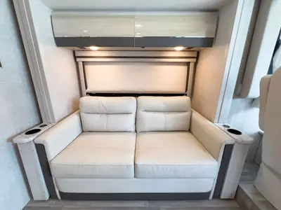2025 Thor Motor Coach Vegas photo 13