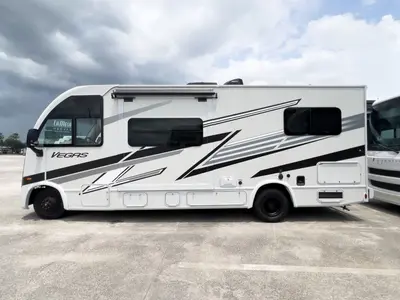 2025 Thor Motor Coach Vegas photo 20