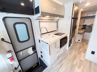 2025 Thor Motor Coach Vegas photo 6