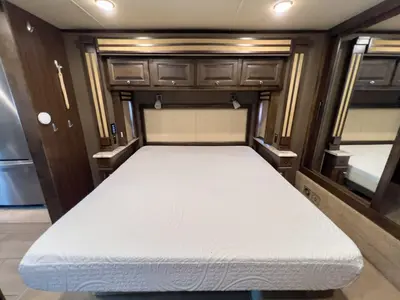 2018 Tiffin Motorhomes Allegro RED photo 21