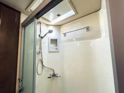2018 Tiffin Motorhomes Allegro RED photo 19