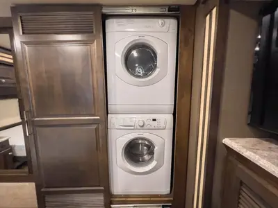 2018 Tiffin Motorhomes Allegro RED photo 24