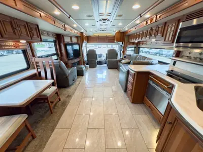 2017 Winnebago Tour photo 3