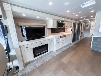 2025 Tiffin Motorhomes Byway photo 6