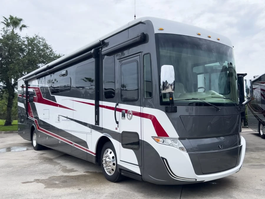 2025 Tiffin Motorhomes Byway exterior