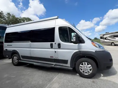 2024 Thor Motor Coach Sequence photo 25