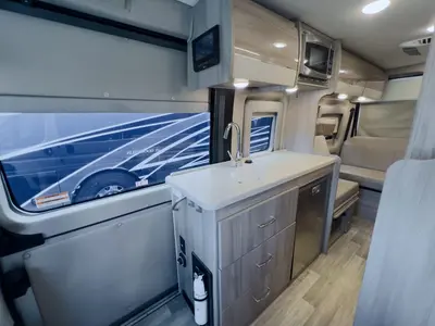 2024 Thor Motor Coach Sequence photo 6