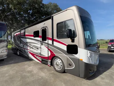 2021 Fleetwood Pace Arrow photo 25
