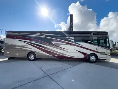 2017 Tiffin Motorhomes Phaeton photo 29