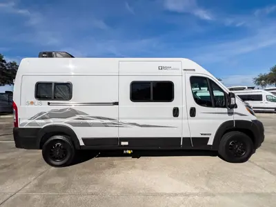 2023 Winnebago Solis photo 22