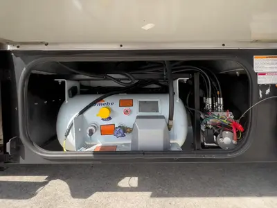 2021 Winnebago Navion photo 21