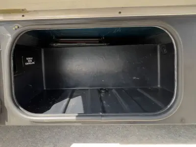 2021 Winnebago Navion photo 22