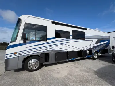 2025 Entegra Coach Vision photo 24