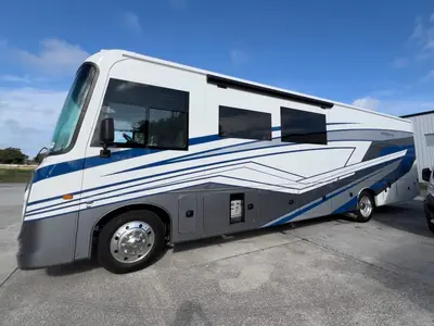 2025 Entegra Coach Vision photo 23