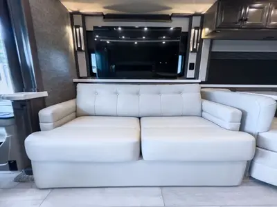 2022 Tiffin Motorhomes Allegro BUS photo 15