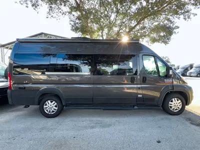 2022 Thor Motor Coach Tellaro photo 21