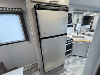 2023 Thor Motor Coach Quantum photo 12