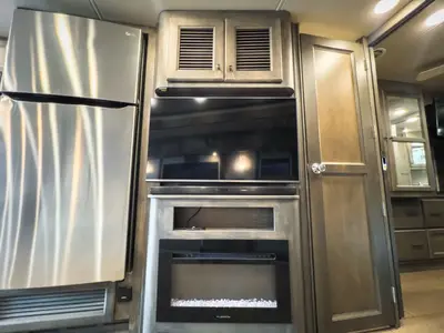 2023 Tiffin Motorhomes Allegro photo 7