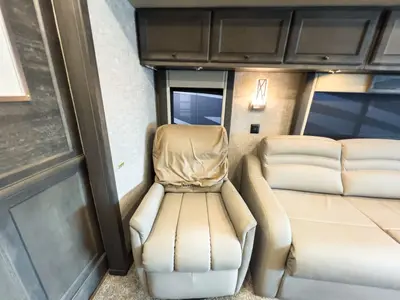 2023 Tiffin Motorhomes Allegro photo 16