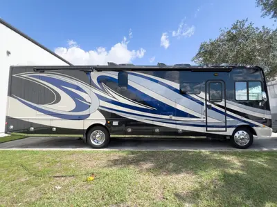2018 Fleetwood Southwind photo 23