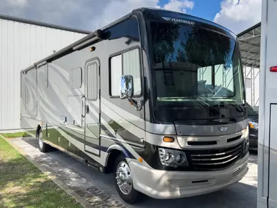 Used 2018 Fleetwood Southwind 35K