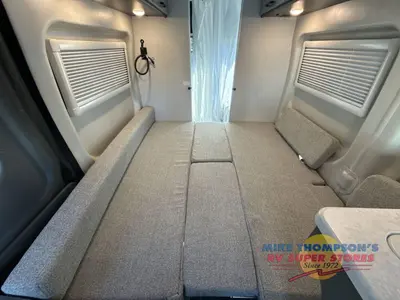 2026 Thor Motor Coach Palladium photo 25