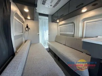 2026 Thor Motor Coach Palladium photo 24
