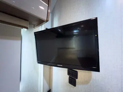2015 Winnebago Navion photo 21