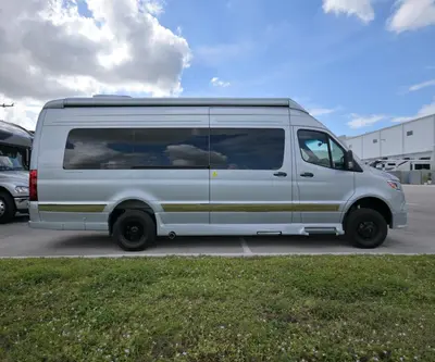 2027 Grech RV Strada-ION photo 28