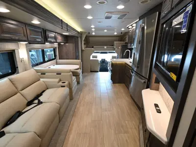 2026 Jayco Seneca Prestige photo 3