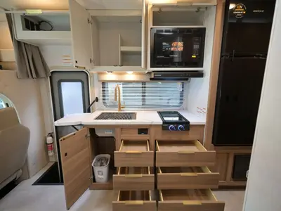2027 Thor Motor Coach Chateau photo 10