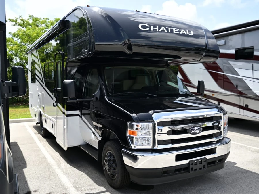 2027 Thor Motor Coach Chateau exterior