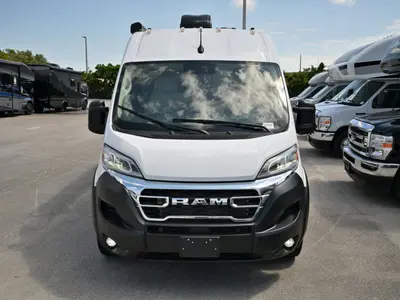 2027 Thor Motor Coach Tellaro photo 21