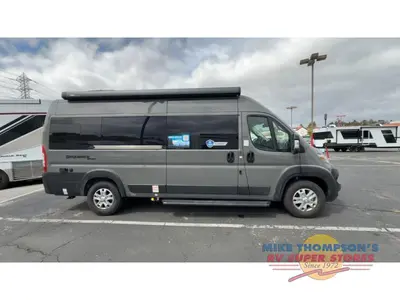 2026 Thor Motor Coach Sequence Sport photo 9