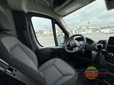 2026 Thor Motor Coach Sequence Sport photo 19