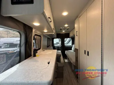 2026 Thor Motor Coach Sequence Sport photo 21