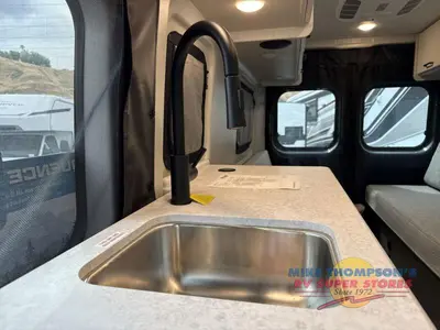 2026 Thor Motor Coach Sequence Sport photo 25