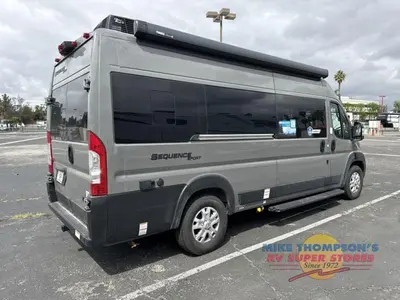 2026 Thor Motor Coach Sequence Sport photo 15