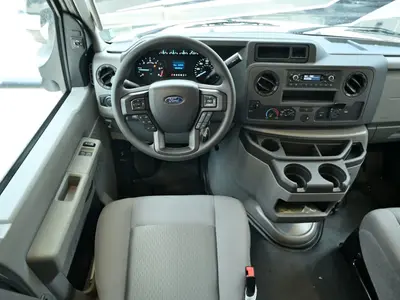 2027 Entegra Coach Odyssey SE photo 2