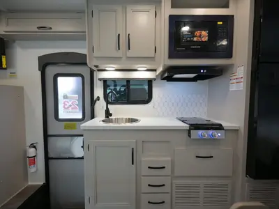 2027 Entegra Coach Odyssey SE photo 9